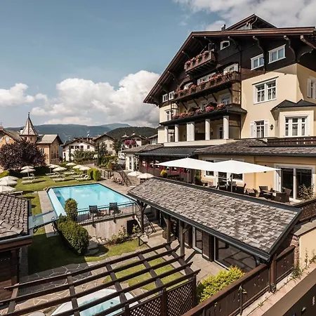 Hotel Villa Kastelruth 4*