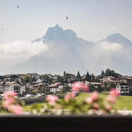 Hotel Villa Kastelruth Hotel 4*