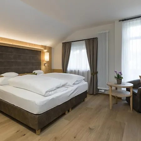 Hotel Hotel Villa Kastelruth 4*